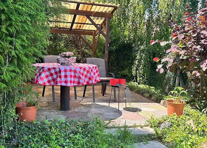 Beautiful Holiday Apartment In Stolpen
